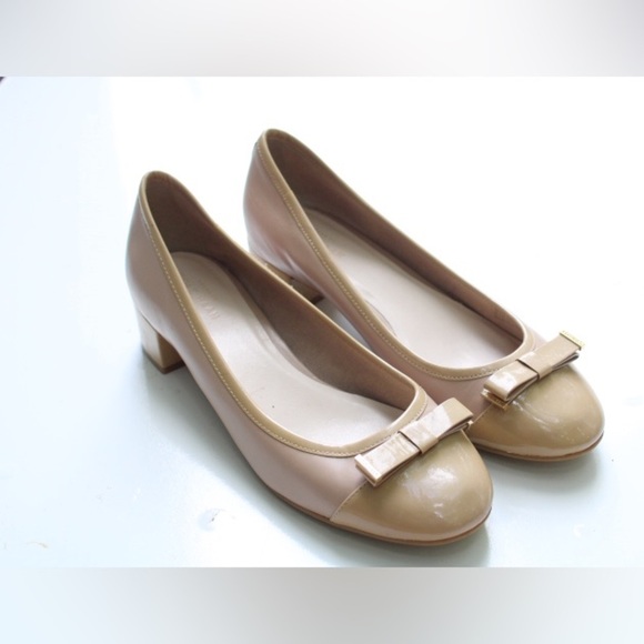 Cole Haan Bow low pumps - Picture 6 of 10